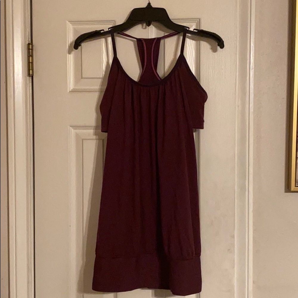 Lululemon tank